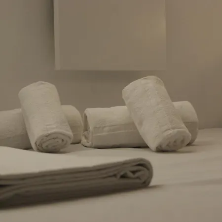 Capsule hotel M Pods 2*