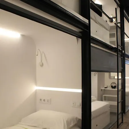 Kapselhotel M Pods